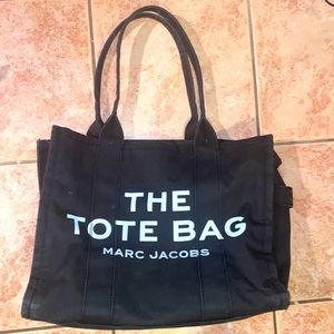 Marc Jacobs The Tote Bag - Original Size (Large) - reasonable offers accepted